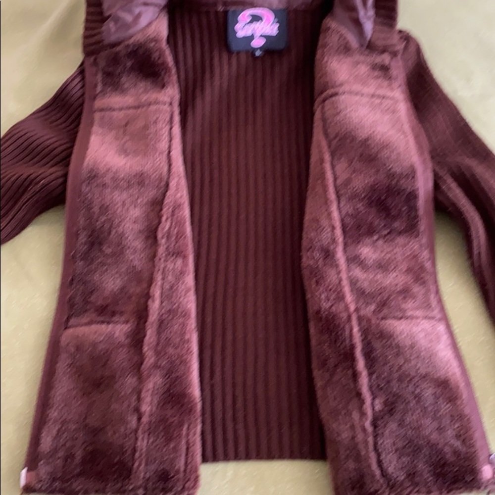 Sweter - Picture 7 of 7